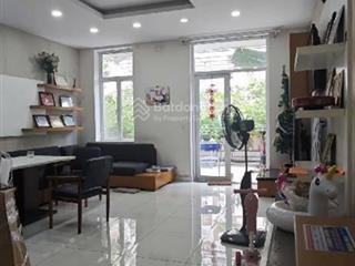 Bán nhà mặt tiền kd đường 10m. 4tầng 90m2(5x18m) chỉ 11,5 tỷ 4pn 4wc pk  bếp sổ hồng hoàn công