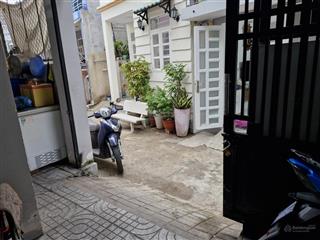 Bán nhà linh đông hxh đỗ cửa 2 tầng  chỉ 3,95 tỷ  61m2 ngang 11m đường linh đông, p. linh đông