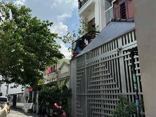 Bán nhà đẹp đường xe hơi sát ql1k, linh xuân, thủ đức diện tích 79m (4 x 20)chỉ 4,7 tỷ