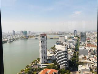 Vị trí kim cương toạ lạc ngay trung tâm thành phố ,được ngắm wiew biển và wiew sông