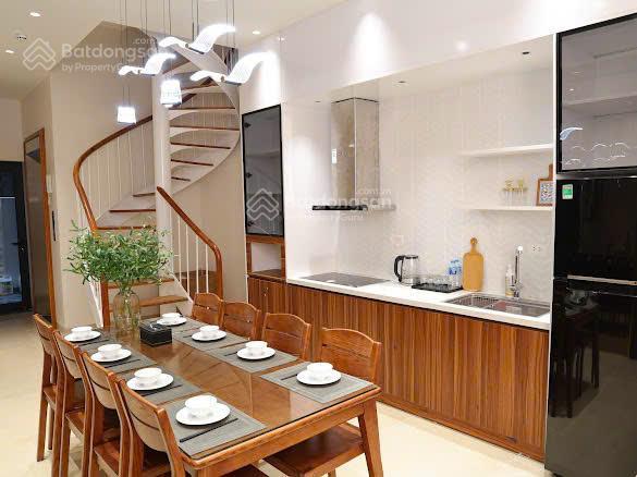 Chính chủ cho thuê 5 tầng 4pn 5wc full đồ đẹp, ở luôn
