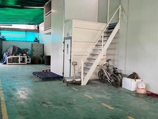 Nhà xưởng đầy đủ tiện nghi, bề ngang 33m, đối diện cv phần mềm quang trung, hệ thống điện, pccc, vv