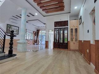 Hxt sát an phú đông 9, biệt thự sân vườn, quận 12, xây dựng đẹp, dt 10x18