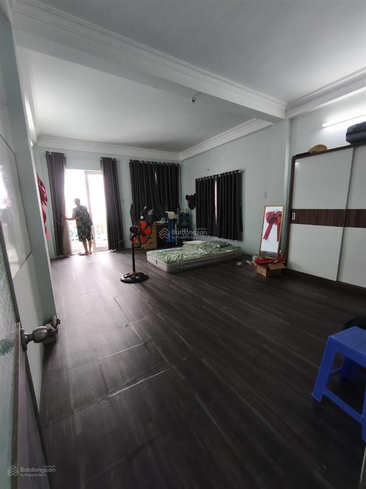 Nhà đẹp 3 lầu, tân chánh hiệp gần làng đh, dt 90m2 (4,5x20m) hẻm ô tô thông, giá tốt