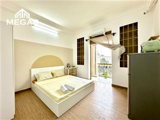 Phòng ban công , cửa sổ  ngã 6 gò vấp  công viên gia định