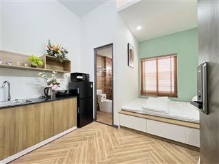 Căn hộ full nội thất thang máy luxury ngay khu cnc, ufm, fpt, hutech, lã xuân oai, vinhomes