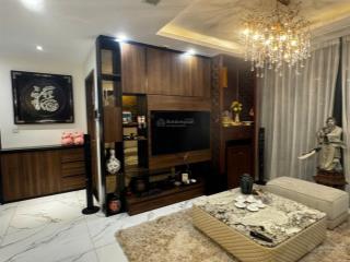 Bán căn 3 phòng ngủ full đồ view sân vườn  giá 11 tỷ sổ đỏ sang tên
