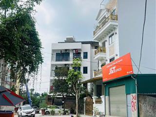 Cổ nhuế, 6 tầng, thang máy, 2 mặt thoáng, nhỉnh 15 tỷ, 20m ra phố
