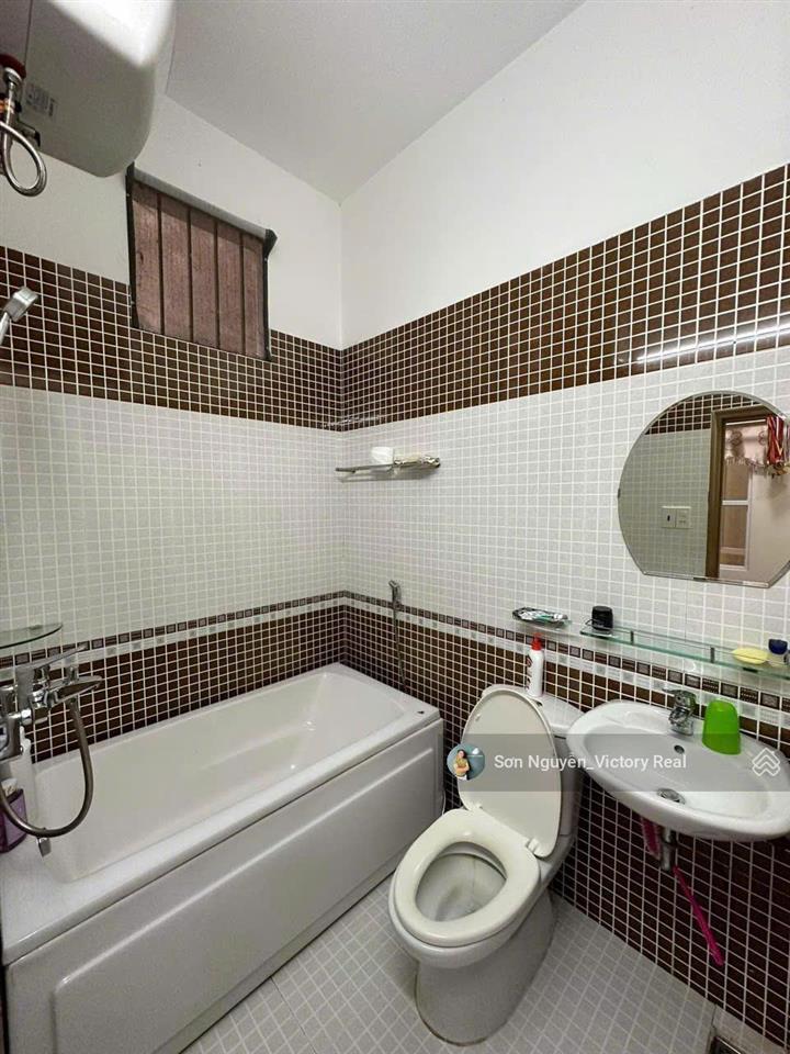 Bán nhà riêng tại nguyễn lương bằng, 9,5 tỷ, 98m2, 4pn, 5wc, cạnh khu hoà bình, hồ xuân hương