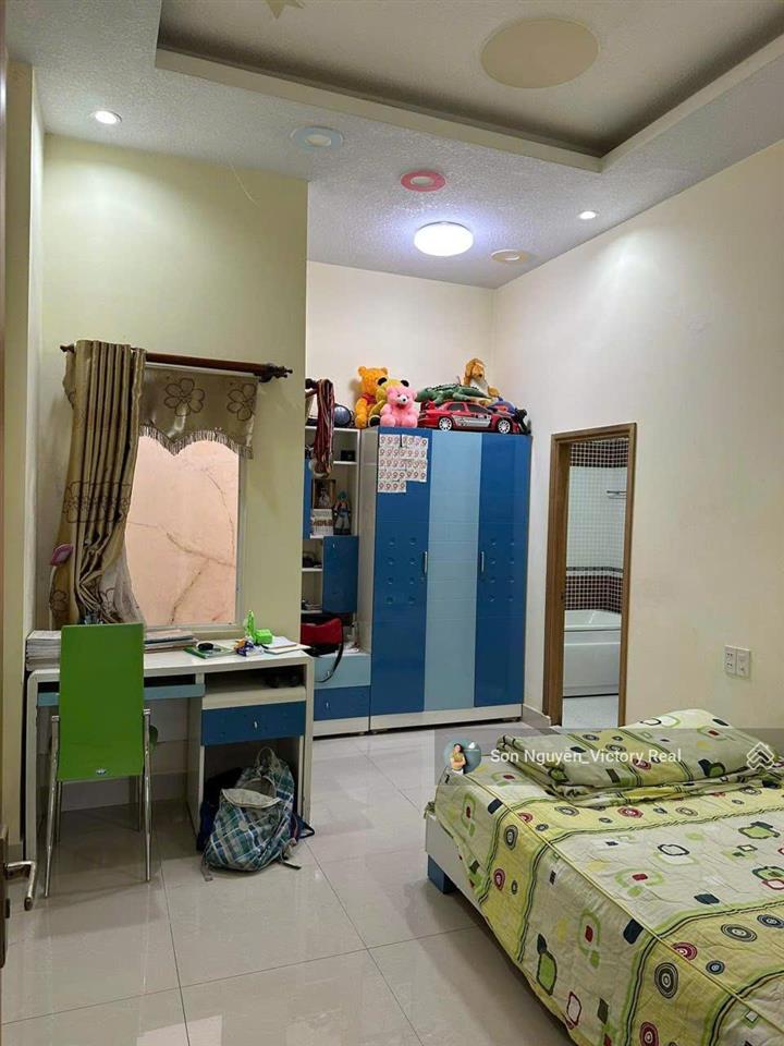 Bán nhà riêng tại nguyễn lương bằng, 9,5 tỷ, 98m2, 4pn, 5wc, cạnh khu hoà bình, hồ xuân hương