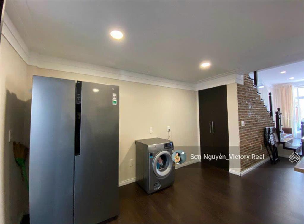 Cần bán nhà phố hẻm xe hơi đường phù đổng thiên vương, p. 08, đà lạt. gần hồ xuân hương