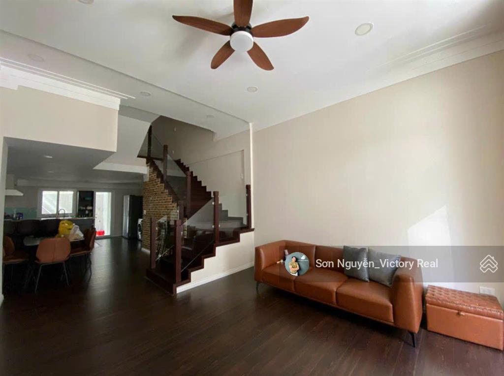 Cần bán nhà phố hẻm xe hơi đường phù đổng thiên vương, p. 08, đà lạt. gần hồ xuân hương