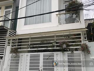 Một ngôi nhà đẹp giữa lòng đà lạt  cách khu hòa bình vài bước chân