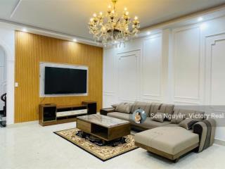 Nhà đẹp 4pn, full nội thất  mặt tiền đường ô tô trung tâm p.4  chỉ 7,6 tỷ!