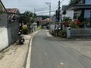 Nhà đẹp 5pn, đường xe ô tô 6m cách hồ xuân hương 1.5km 8.9 tỷ