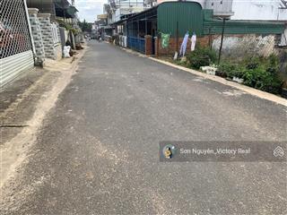 Bán nhà phố mặt tiền đường thái phiên  p.12, đà lạt