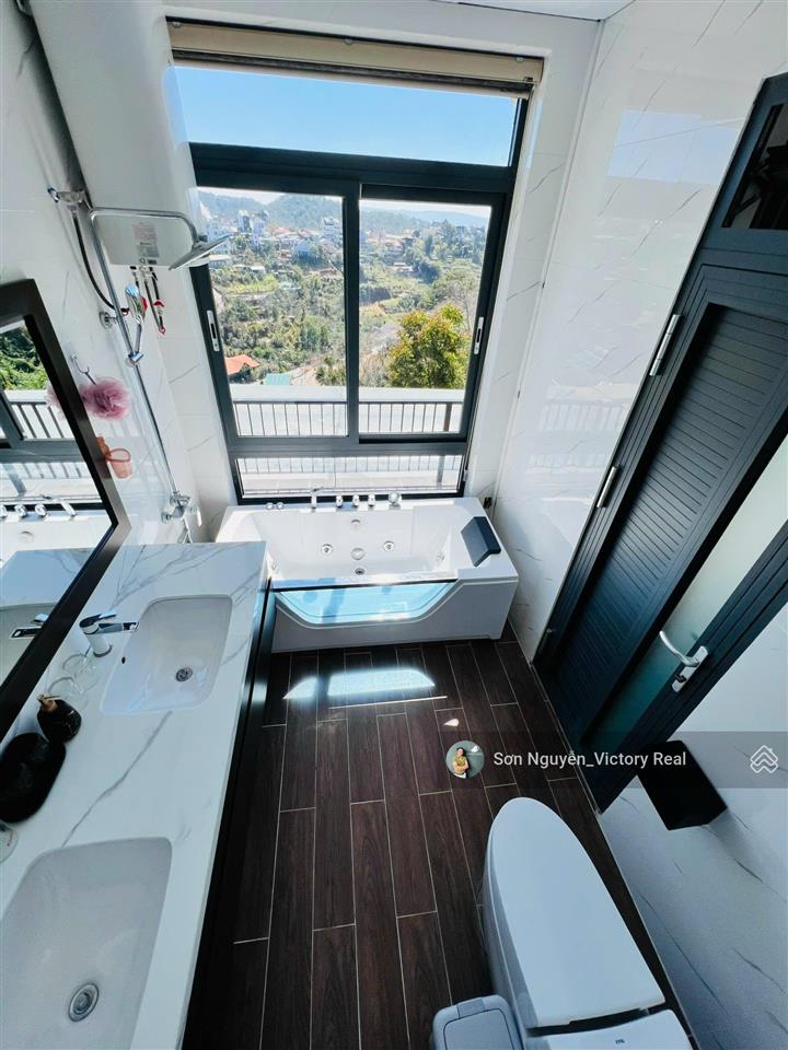 Cần bán khách sạn/chdv hẻm xe hơi đường trần lê, p. 04, đà lạt