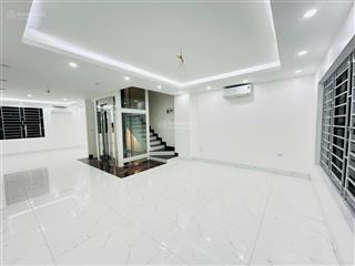 Bán nhà hoàng quốc việt  cầu giấy  phân lô ô tô tránh  thang máy kính  25.5 tỷ