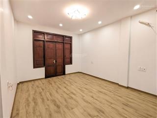 Hoàng văn thái  thanh xuân  phân lô  ô tô tránh  full tiện ích  23.x tỷ
