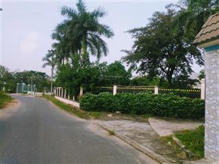 Cần bán lô góc 2 mặt tiền đx 071 phường định hoà . giá chỉ 10,5tr/m2