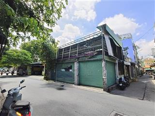 Mặt tiền lô góc 2 mặt tiền  ngang khủng 11m  khu vực kinh doanh sầm uất  121m2  giá 7.5 tỷ