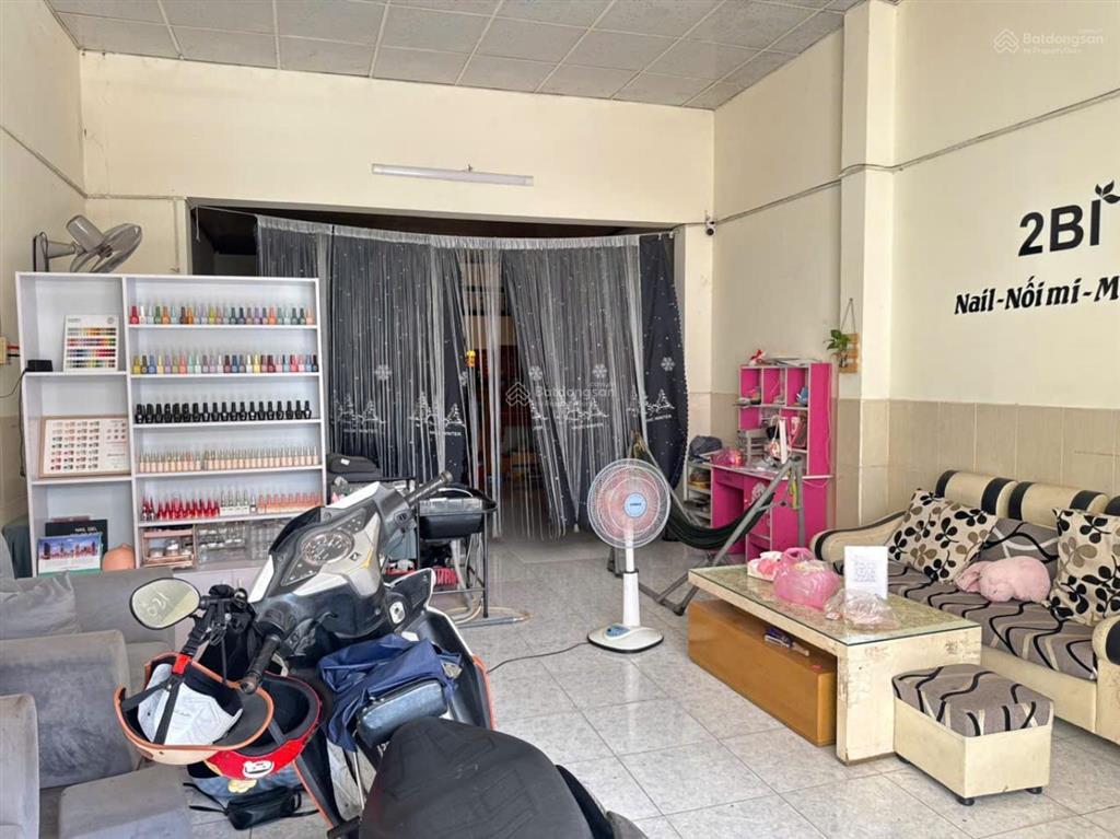 Bán gấp nhà c4  mặt tiền thụt man thiện, 130m2, hxh trước nhà, chỉ 6.x tỷ