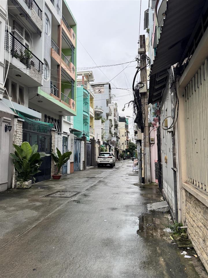 Bán nhà bùi minh trực quận 8 4 tầng btct 5pnnhỉnh 9 tỷ