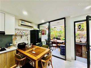 Tin thật  bán nhà ngay trung tâm côn đảo, ngang 9,5met vị trí hiếm. dòng tiền 50tr/tháng