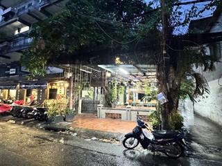 Bán nhà riêng 10 tỷ, 109m2, đường xóm chiếu, phường 18, quận 4, tp.hcm, view đẹp