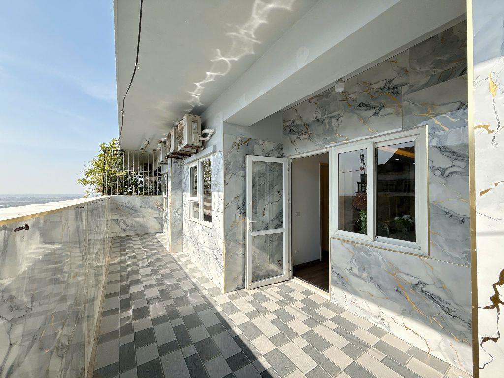 Bán gấp căn hộ 2PN tầng cao tại Thanh Hà-Hà Đông. 