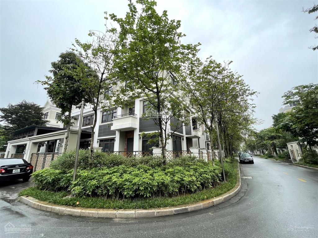 Chính chủ bán lô biệt thự starlake tây hồ tây 220m2, 286m2, 329m2 xây 3.5 tầng, sổ đỏ chính chủ