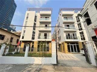 Bán biệt thự sân vườn phạm văn đồng,cầu giấy, 42 tỷ, diện tích 186m2, mặt tiền 10m,giá siêu tốt.
