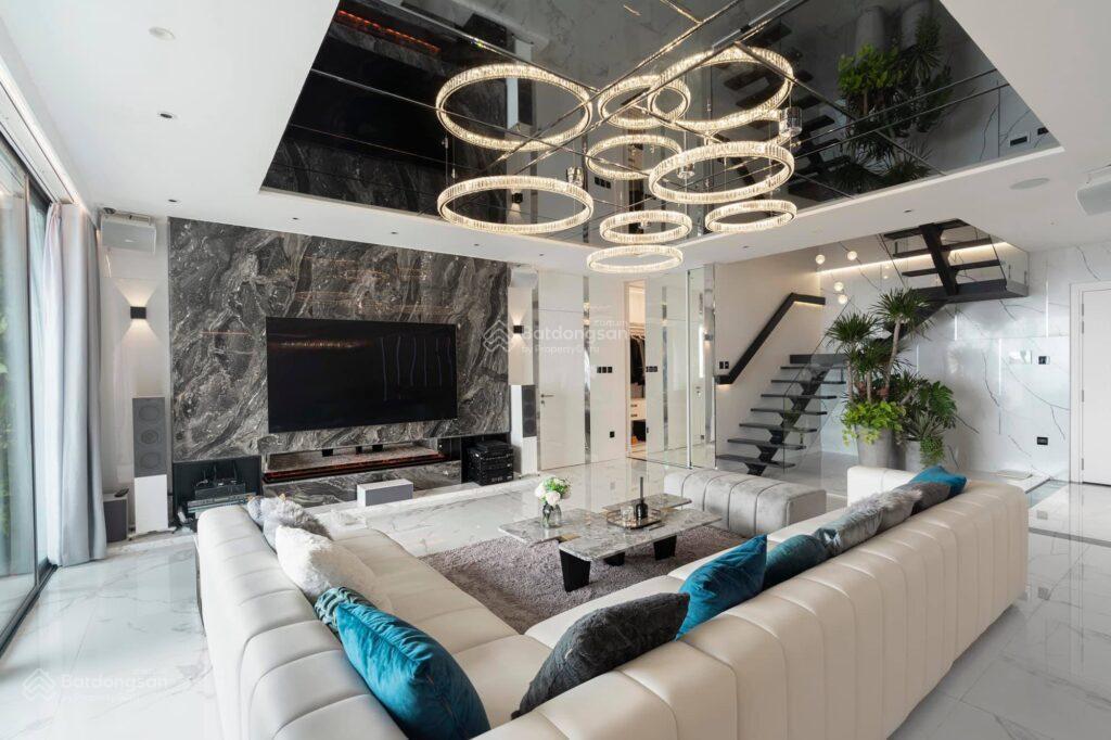 Chính chủ gửi bán penthouse nổi bật tây hồ dt 342m2 kosmo tây hồ, 3 mặt thoáng, view hồ tây, sổ đỏ