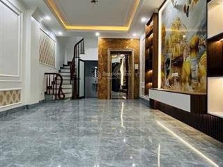 Bán nhà sổ đỏ chính chủ 32m2, 5 tầng, thang máy sịn xò, ngõ xe ba gác.