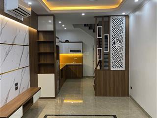 Bán nhà sổ đỏ chính chủ, 39m2, 5 tầng, ngõ oto