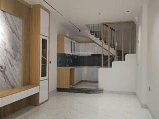 Hồ tùng mậu, nhà 31m2, 5 tầng, 4pn, nội thất vip, gần phố, giá chỉ 6.6tỷ,  e thủy 0886 233 ***