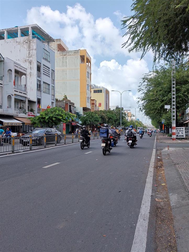 Bán nhà cấp 4 đường nguyễn văn luông quận 6  diện tích khủng 115m2  ngang 6,7m, chỉ nhỉnh 7. x tỷ