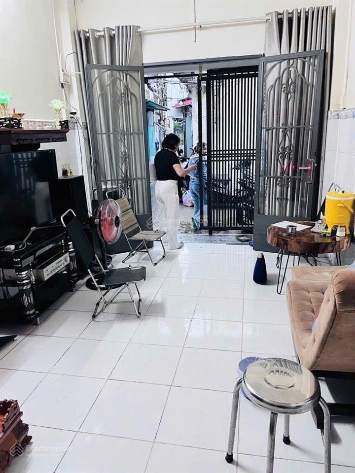 Bán nhà đường bãi sậy quận 6  hẻm an ninh  gần mặt tiền  đủ công năng  nhỉnh 4 tỷ