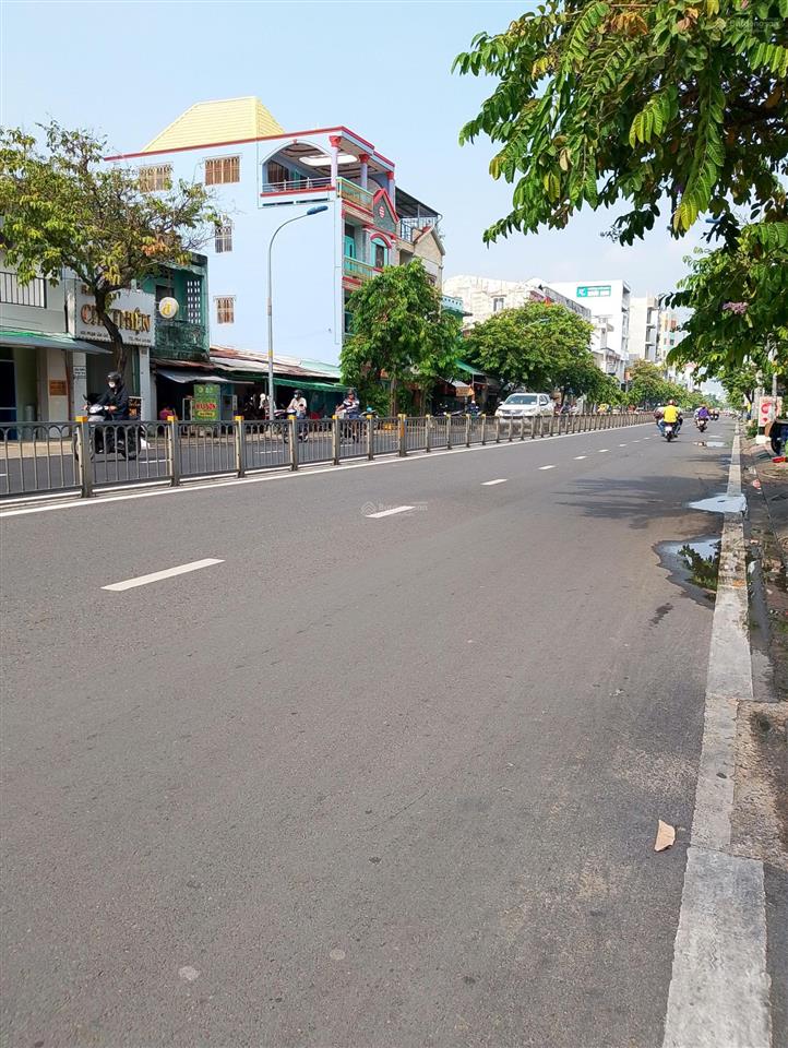 Nhà phạm văn chí  quận 6  73m2  5pn  5wc  hẻm thông  chỉ 6. x tỷ