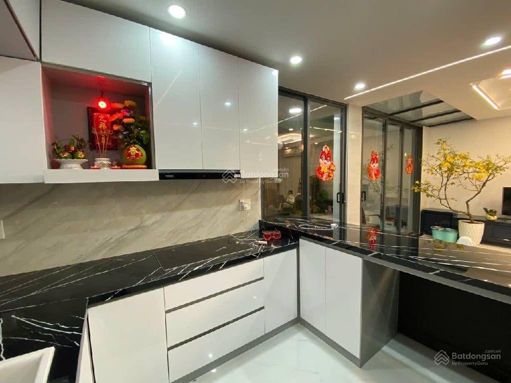 Nhà hoàng lê kha  quận 6  86m2  nhà đẹp  5 tầng  chỉ 8.x tỷ