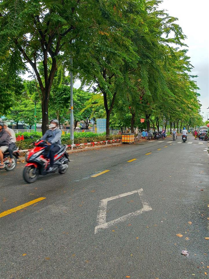 Bán nhà đường phan văn khỏe trung tâm hành chính q6 gần chợ lớn, chợ kim biên  hẻm xe hơi