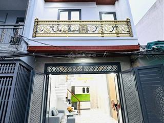 Ngay bốn xã nhà đẹp ở ngay trệt + lầu 2pn + 2wc giá nhỉnh 3đồng