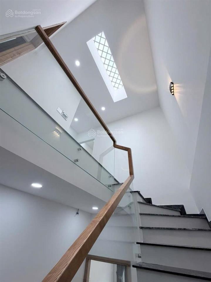 Bán gấp siêu phẩm nguyễn hữu tiến tân phúđường 12m 64m2 (416)4tầng thiết kế cực đẹp