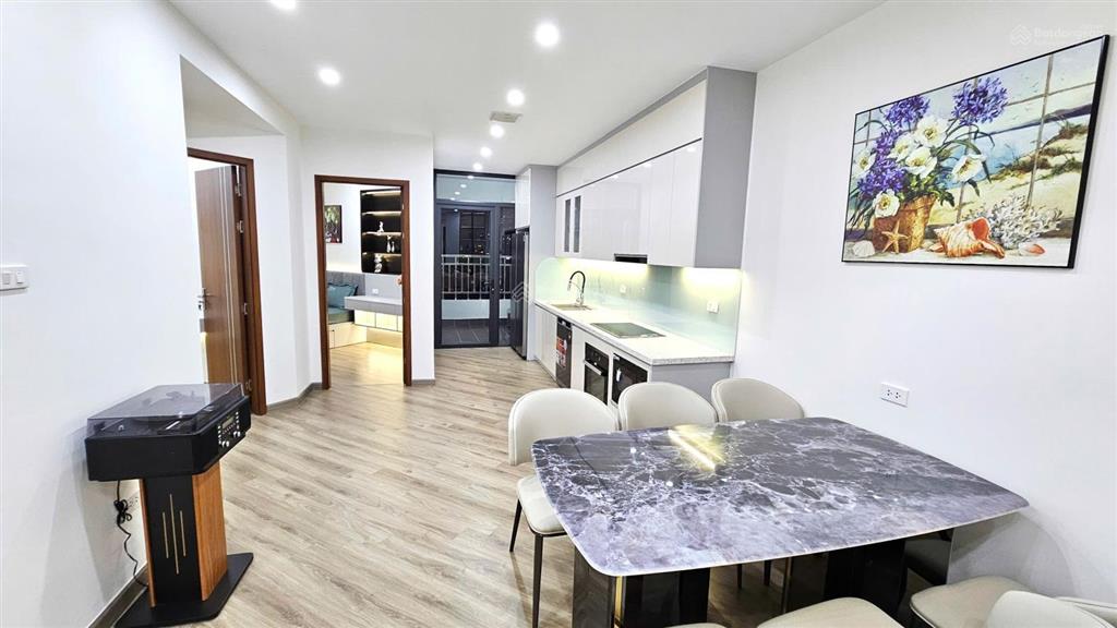 (chính chủ)bán căn hộ 2pn 74m2 giá 5.4 tỷ goldsilk complex, sẵn sổ, full nội thất