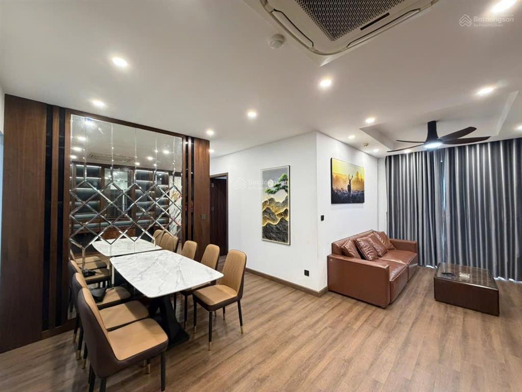 (giá thật) chính chủ cần bán cc roman giá 7.3 tỷ,2n2vs, 78m sẵn sổ, full nội thất, có slot xe