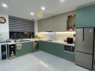 Nhà phố thiết kế tinh tế khu quy hoạch thái lâm