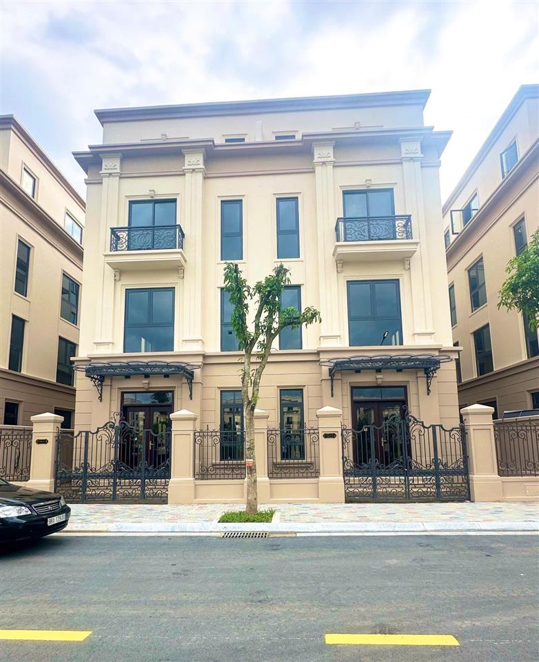 Bán liền kề 3 căn gần hồ, khu tinh hoa, giá từ 19.8 tỷ,  0966 758 ***