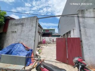Bìa làng dục tú, 106m2, mt8m, ô tô tránh 9.6 tỷ.