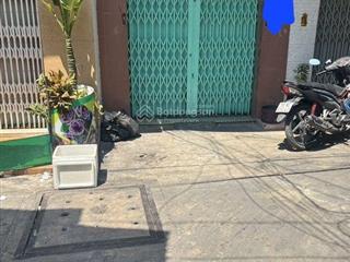 Nhà ngay chợ cây gõ  5 tầng  hẻm 4m  chưa tới 5 tỷ