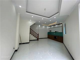 Bán nhà tại ngãi cầu, an khánh, hà nội, giá 4,9 tỷ, 37m2, oto đỗ cửa, 15m ra đường nam ngãi cầu